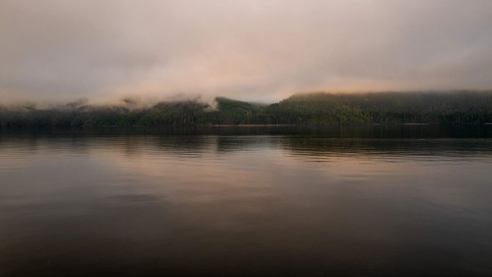 Alaska, photograph 3 of 34